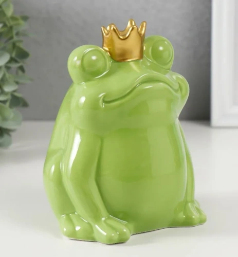 Копилка зеленая лягушка в короне 12*10,5*15см 9735377